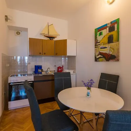Heidy Apartament